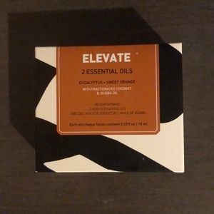 Elevate 2 essential oils Eucalyptus + Sweet Orange